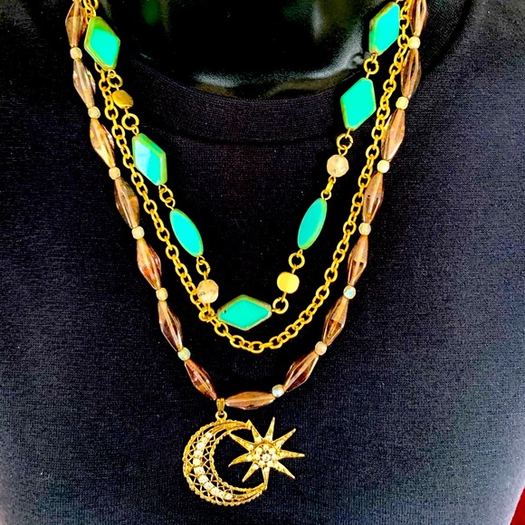 Gold tone metal chain necklace turquoise & brown beadings moon & star pendant - Picture 3 of 8